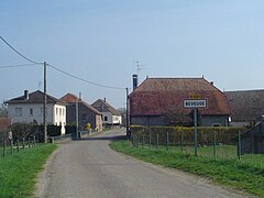 Entrée du village depuis Villers-la-Ville.