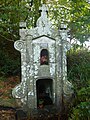 La fontaine Keribin (baie de Keroman, rive gauche de l'Odet juste en aval de Quimper)