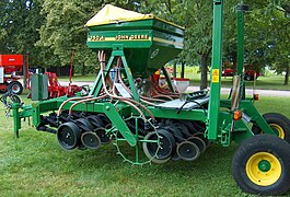 Sembradora John Deere 750A.