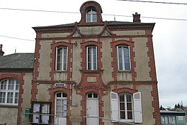 The town hall in Genneville