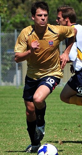 De Groot in actie voor het Australische Newcastle Jets (2009).