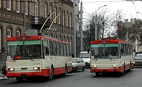 トロリーバスの主力車両・シュコダ14Tr（2003年撮影）