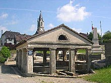 Feche-lEglise-90-le lavoir.JPG