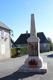 Le monument aux morts.