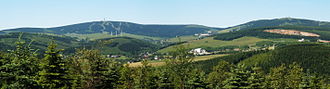 Panorama najwyšeju horje Rudnych horinow – Klinovca a Šmrěčnika.