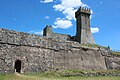 Eingang und Hauptturm der Burg