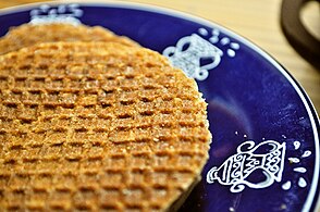 Stroopwafels op 'n bord