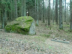 Šiauliškių akmuo ir partizano kapas