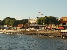 Lāhainā oceanfront.JPG