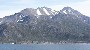 Arsuk under the Kuunnaat mountain