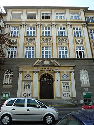 Hausfront Bundesrealgymnasium