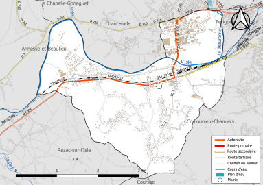 Carte en couleur présentant le réseau hydrographique de la commune