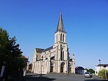 49 Somloire église.jpg