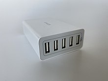 Anker PowerPort, pengisi daya cepat USB dengan 5 port