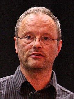 Robert Llewellyn, herec, který zpodobnil postavu Krytona