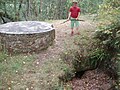 Tourelle de Char Tigre de Castelvielh (Bagnères-de-Luchon)camouflée en table d'orientation et entrée souterraine