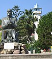 Estàtua de Bourguiba al centre de Tabarka