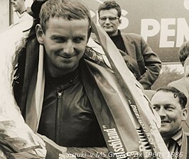 Ernst Degner in 1963, na zijn 125cc-overwinning in de GP van Duitsland