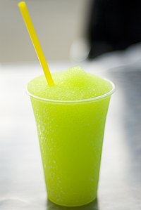 Slush med smaken lemon-lime.