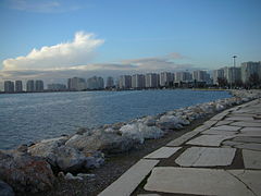 Buildings in Mavişehir from Bostanlı shore