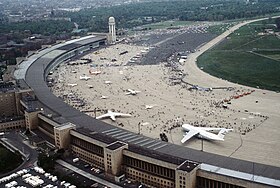 Image illustrative de l’article Aéroport de Berlin-Tempelhof