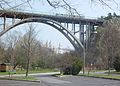 Die Sankt-Stephan-Talbrücke (von den Veszprémern Viadukt genannt), Symbol der Stadt