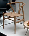 Hans Wegners Y-stol i eg