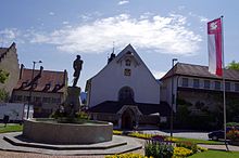 Photographie de la statue de Pierre-Nicolas Chenaux, à Bulle.