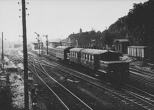 ETA 177 mit Beiwagen im Bahnhof Lage 1954