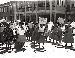 Manifestation contre les violences envers les femmes à l'université du Lesotho.