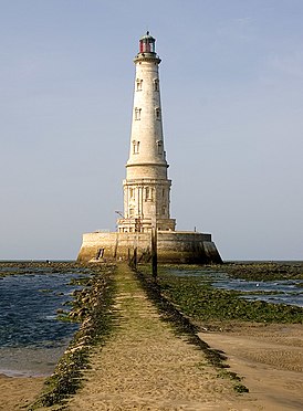 Кордуанский маяк во время отлива