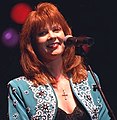 1957 Patty Loveless (cantant country)