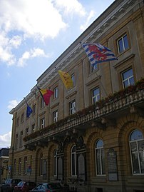 Le palais provincial d'Arlon, place Léopold.