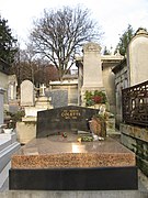 Sépulture de Colette au cimetière du Père-Lachaise à Paris.