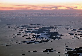 Vue aérienne de l'île en février 2022.