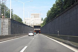 E34-tunnel onder het kanaal Gent-Terneuzen (richting Antwerpen) t.h.v. Zelzate