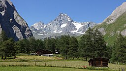 Berget i bakgrunden är Großglockner