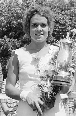 Evonne Goolagong 1971-ben