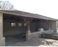 Le lavoir en travaux.