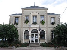 Ang Town Hall sa le châtelet-en-brie