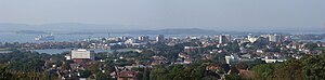 Panorama der Innenstadt von Poole, von Parkstone aus gesehen