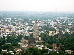 మంగళగిరి పట్టణం (కొండపైనుండి)