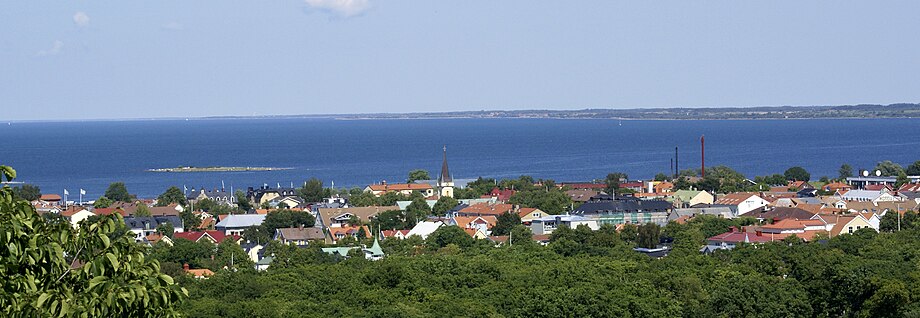 Borgholm sett från Borgholms slottsruin.