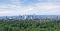 Frankfurt am Main, mei de Taunus op de eftergrûn