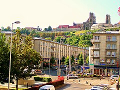 Centre of Laon, with the cathedral Notre-Dame of Laon in background