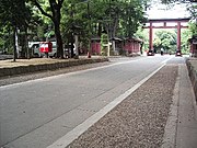 冰川神社的參道