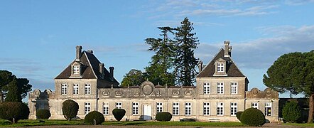 Château de Cérons, une des plus anciennes chartreuses du Bordelais.