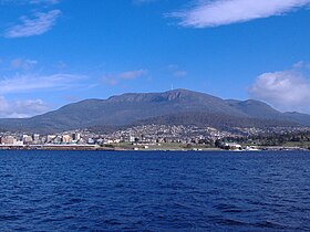 Le mont Wellington, Hobart et la Derwent River.