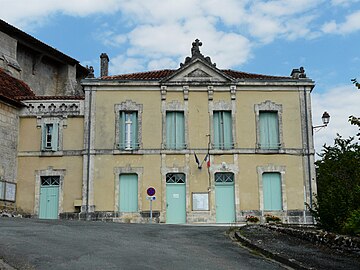 La maison comuna.