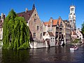 Canal urbà a Bruges.